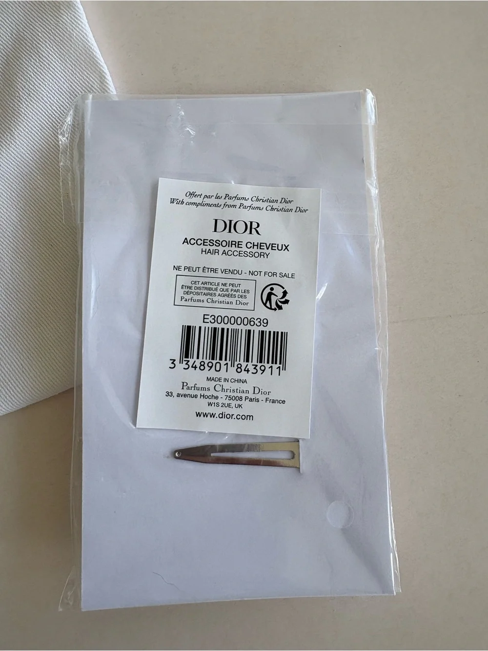 Dior Beauty Iridescent Star Hair Clips - New, Set of 2
